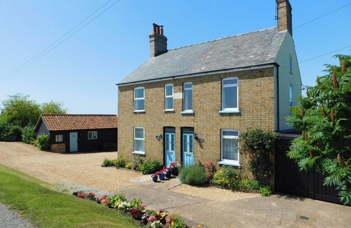 Downham Market Hütte | 3 Schlafzimmer Unterkunft in Ten Mile Bank, near Downham Market