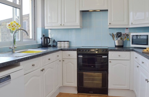 Blakeney Hütte | 3 bedroom accommodation in Blakeney Hill, near Lydney, Forest of Dean