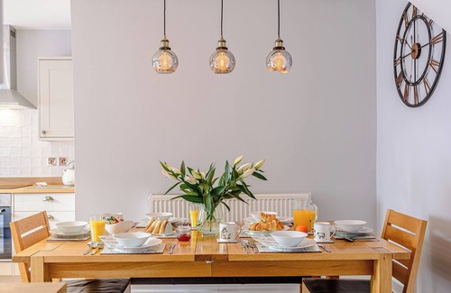 Rothbury Hütte | 3 bedroom accommodation in Rothbury