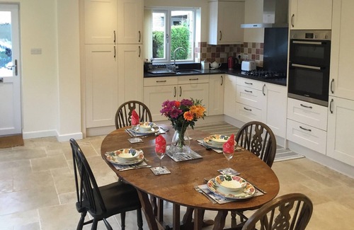 Thistley Green Hütte | There is so much to do and see in the area, you’ll want to return again and again.