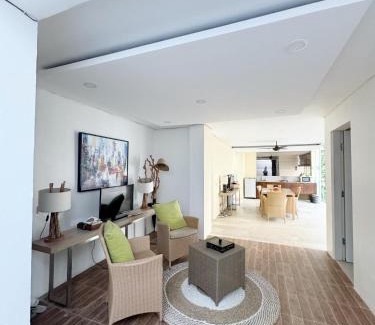 Mumbul Haus | 3 Bedroom Calla Villa