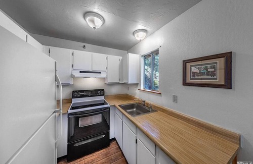 Tahoe Village Eigentumswohnung | 3-Bedroom Condo, Walk to Ski Lifts, Amazing View