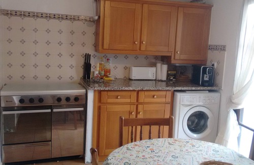 Arganil Sonstige | Renoviertes Bauernhaus am Rande der Apfelplantage in Alagoa, Arganil 1,5 km