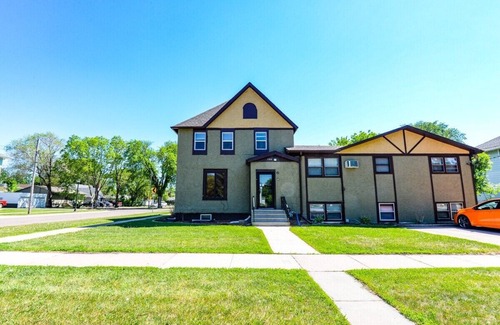 Roosevelt Wohnung | 3 Bedroom Hideaway near NDSU and Downtown Fargo