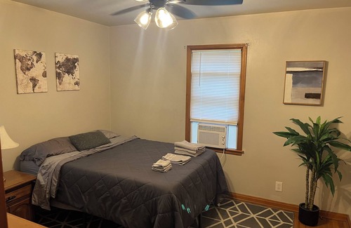 Niles Haus | 3 bedroom home