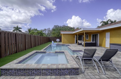 Sunrise Haus | 3 Bedroom Home with Pool Next to Sawgrass Mall