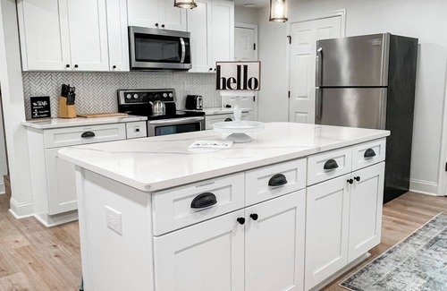 Boonsboro Haus | 3-bedroom house in charming Boonsboro with WiFi, AC, and a gorgeous view!