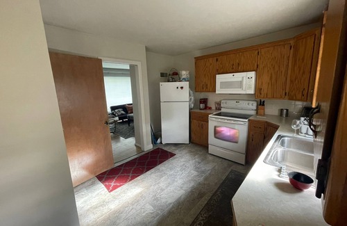 Moorhead Haus | 3-bedroom house in Moorhead in nearby colleges