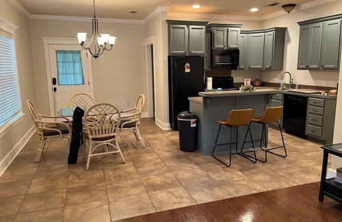 Hattiesburg Haus | 3-bedroom house in amazing Hattiesburg with WiFi, AC
