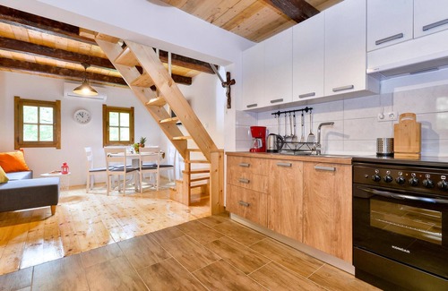 Sveti Ivan Zelina Haus | Schönes Haus mit 3 Schlafzimmern in.