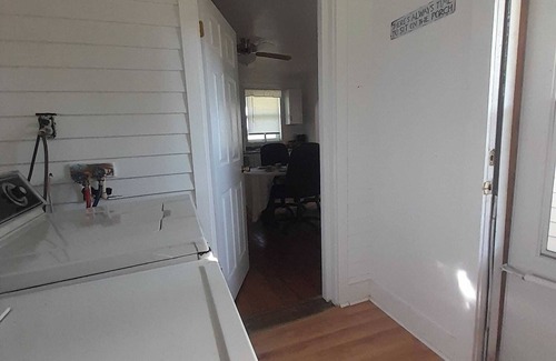 Davison Haus | 3-bedroom lower level of a 100 yr old farmhouse in peaceful Davison with WiFi