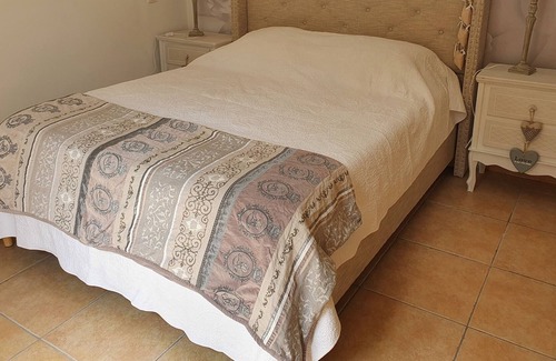 Flassans-sur-Issole Haus | 3 bedroom villa with its dominant view