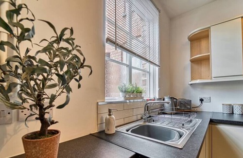 Shelsley Beauchamp Haus | 3 bedroom Worcester Home with Garden