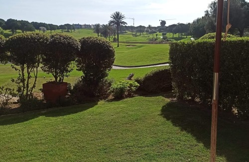Atalaia Villa | 3-Schlafzimmer-Villa mit einem nach Süden privaten Garten Zugang zum Golfplatz und Pool mit Blick
