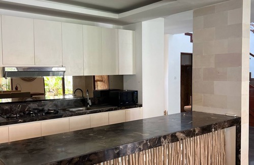 Cemagi Villa | 3-bedrooms Villa - 3 Minutes Walk to Cemagi Beach