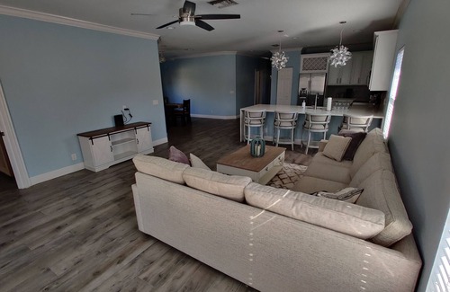 Delray Beach Haus | 3 blocks from Downtown Atlantic Ave - 1 mile to Beach - Safe area