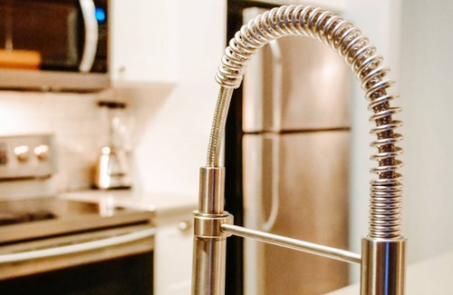 Black Butte Ranch Haus | 3 BR Home, 1 Block zum Glasieren Meadow Rec Complex, Whirlpool, hundefreundlich