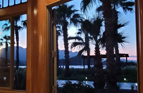 Loreto Resort | 3-BR Luxury Suite on premier floor bay view at Villa del Palmar