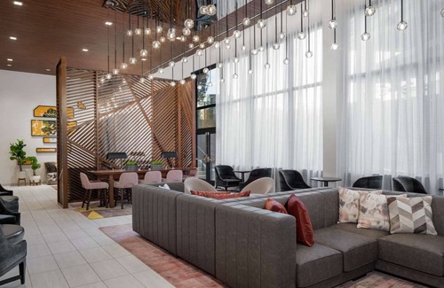 Dunwoody Hotel | 3 Convenient Rooms | Pet-friendly + Free Breakfast | Near Perimeter Center