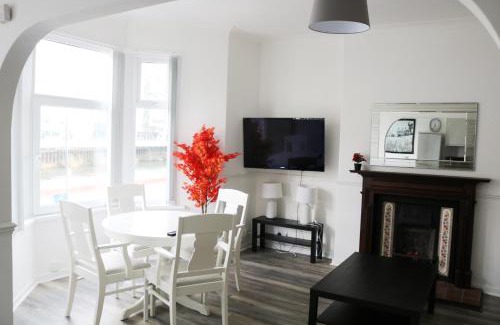 Riverside Wohnung | 3 Fitzhamon Embankment APARTMENTS opposite Principality Stadium - LONG STAY OFFER