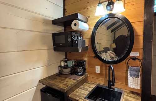 Sevierville Haus | Tiny Home Cottage in der Nähe der Smokies # 3 Ingrid