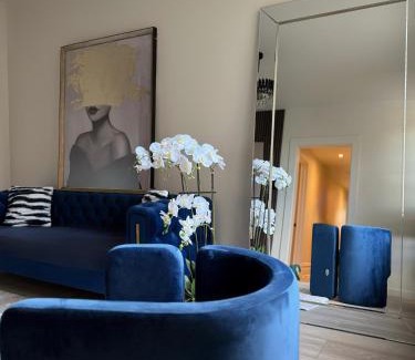 East Allegheny Wohnung | 3 KING Beds Free parking Stay close and stay cozy