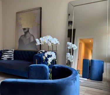 East Allegheny Wohnung | 3 KING Beds Free parking Stay close and stay cozy