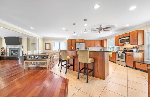 Socastee Haus | 3 Level Home on Waterway w/ Heated Pool & Hot tub