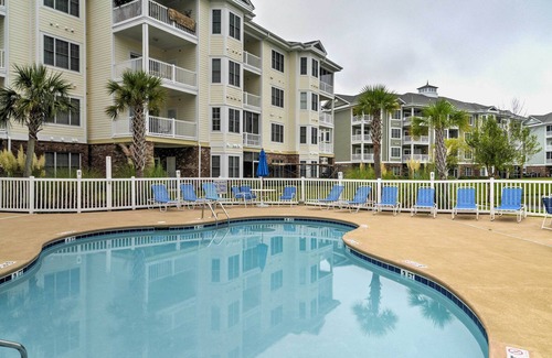 Central Myrtle Beach Wohnung | 3 Mi to Broadway at the Beach: Condo w/ Pool!