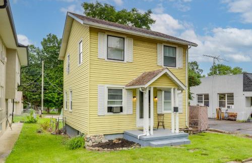 Dayton Haus | 3 Mi to Dtwn Dog-Friendly Retreat in Dayton