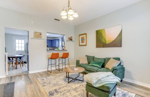 Manchester Haus | 3 Mi to Dtwn: WFH-Friendly Richmond Retreat!