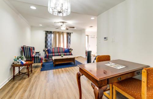 Herndon Haus | 3 Mi to Dulles Airport D C Area Townhome