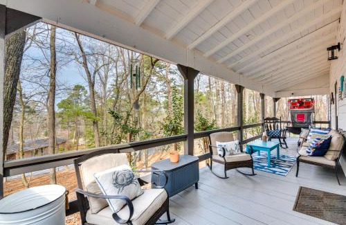 Marietta Haus | 3 Mi to Marietta Square Hot Tub Haven with 2 Patios