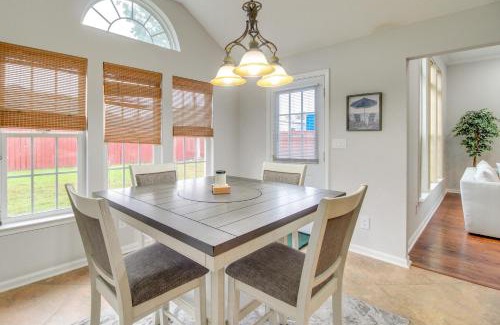 Windsor Forest Haus | 3 Mi to Oglethorpe Mall Home with Fenced Yard!