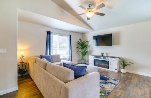 Grants Pass Haus | 3 Mi to Riverside Park Grants Pass Getaway!