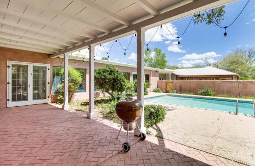 Near North Valley Haus | 3 Mi to Zoo and Garden ABQ Home with Heated Pool!