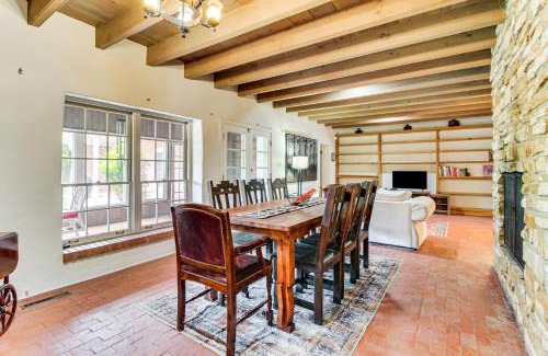 Near North Valley Haus | 3 Mi to Zoo and Garden ABQ Home with Heated Pool!