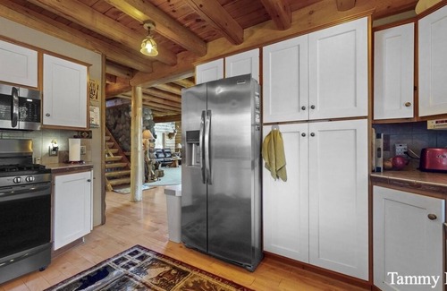 Holland Kabine | 3 miles from downtown Holland 12 miles from Saugatuck 7 miles to Lake Mich