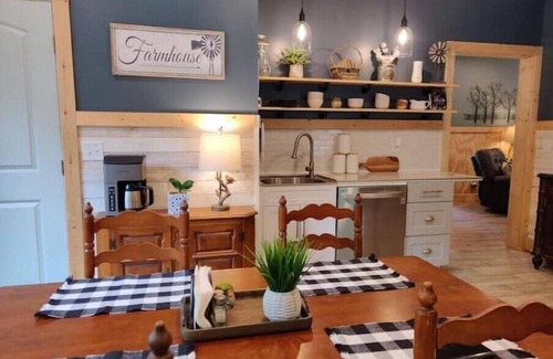 East Ellijay Kabine | ⭐3 miles to DT Ellijay⭐ n Blessed Nest Chalet