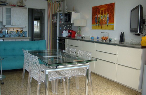 Mediterranee Wohnung | 3-Zimmerwohnung mit Meerblick 4 bis 6 Personen 2 Schlafzimmer Sehr angenehmer Parkplatz