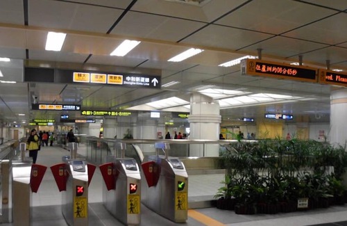 Zhongzheng Wohnung | 3 rooms/3 beds /2bath/ Dongmen MRT1 mins/ Yongkang/s6-7