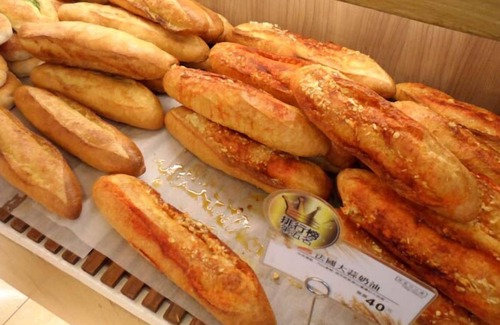 Zhongzheng Wohnung | 3 rooms/3 beds /2bath/ Dongmen MRT1 mins/ Yongkang/s6-7