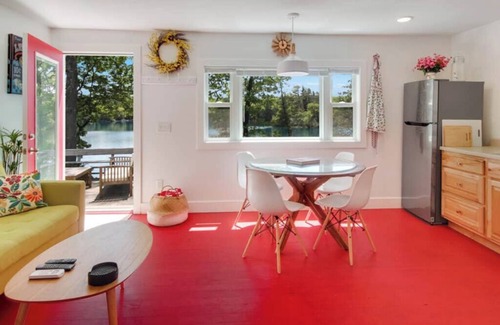 Mayfield Hütte | 3 Sandy Beachfront Cabins on Beautiful Spider Lake - Betty's Hideout