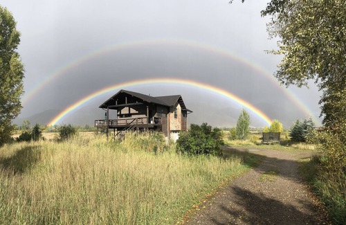 South Park Haus | 3 Ski Resorts surround this 2 bed, 2 bath guesthouse with mountain views!