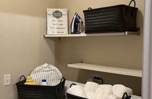 Lockport Haus | 2 BR's (KING/ Queen) - 1.5 Baths Blazing Internet speed 3 Smart TV's stay here!