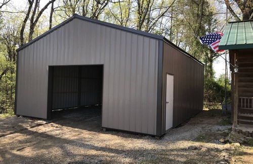Doniphan Kabine | 30 miles from Brick’s Off Road Park! 4 minutes & 12 seconds totality Eclipse ‘24