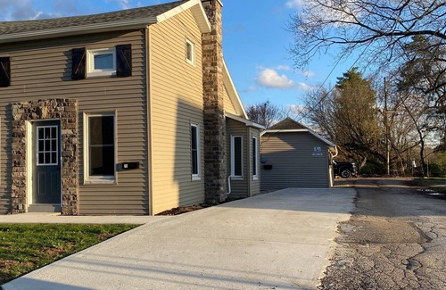 Lexington Wohnung | 300 Sq Ft Studio Apt - Downtown Lexington, close to Mid-Ohio Sports Car Course