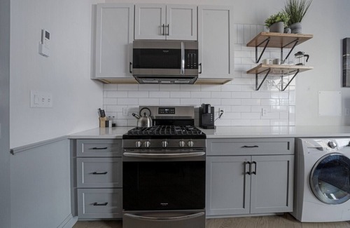 Central City Eigentumswohnung | #302 New Downtown Condo on Morris Ave