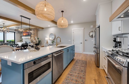 Sister Bay Eigentumswohnung | 302 with a View! Luxury 2 bed 2 bath condo with amazing views of Sister Bay