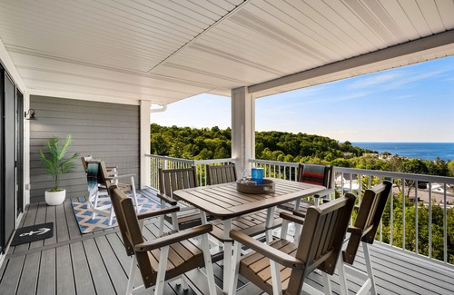 Sister Bay Eigentumswohnung | 302 with a View! Luxury 2 bed 2 bath condo with amazing views of Sister Bay